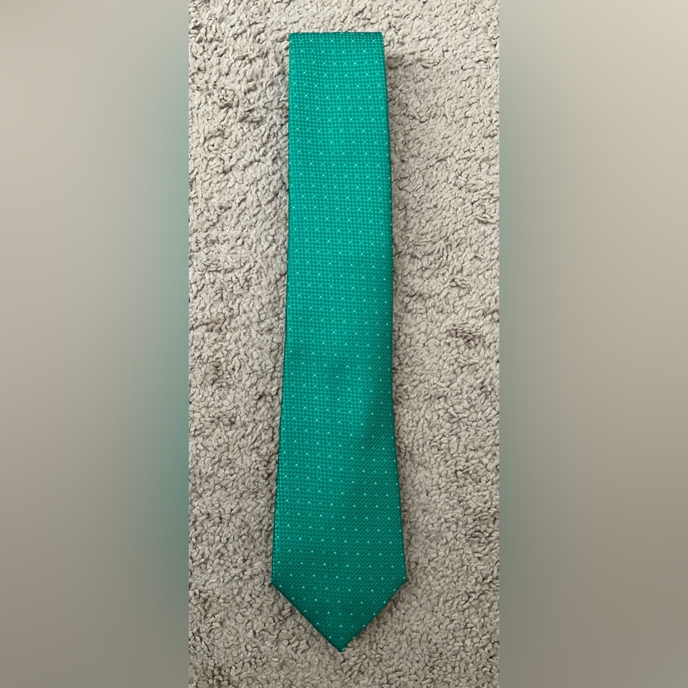 Club Room Tie